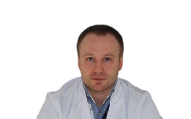 Незнамов Дмитрий Евгеньевич