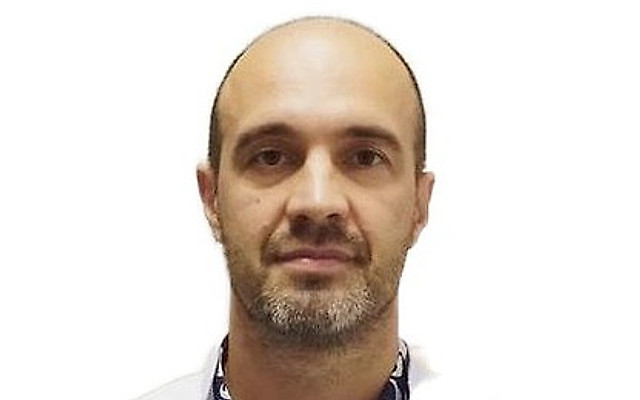 Серов Денис Иванович