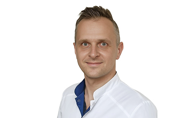 Попов Дмитрий Сергеевич